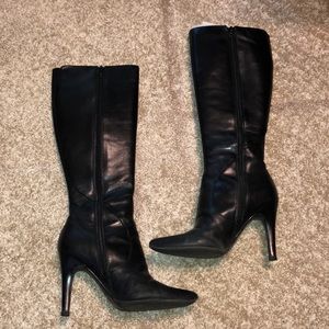 Like new Nine West Gallivanto boots